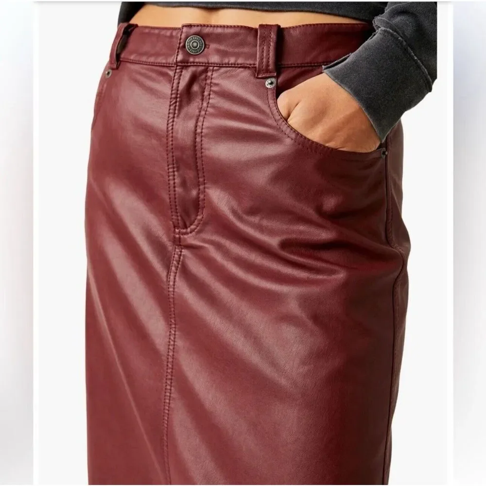 Free People Women's City Slicker Vegan‎ Leather Maxi Skirt Red Wine Size 0 NWT